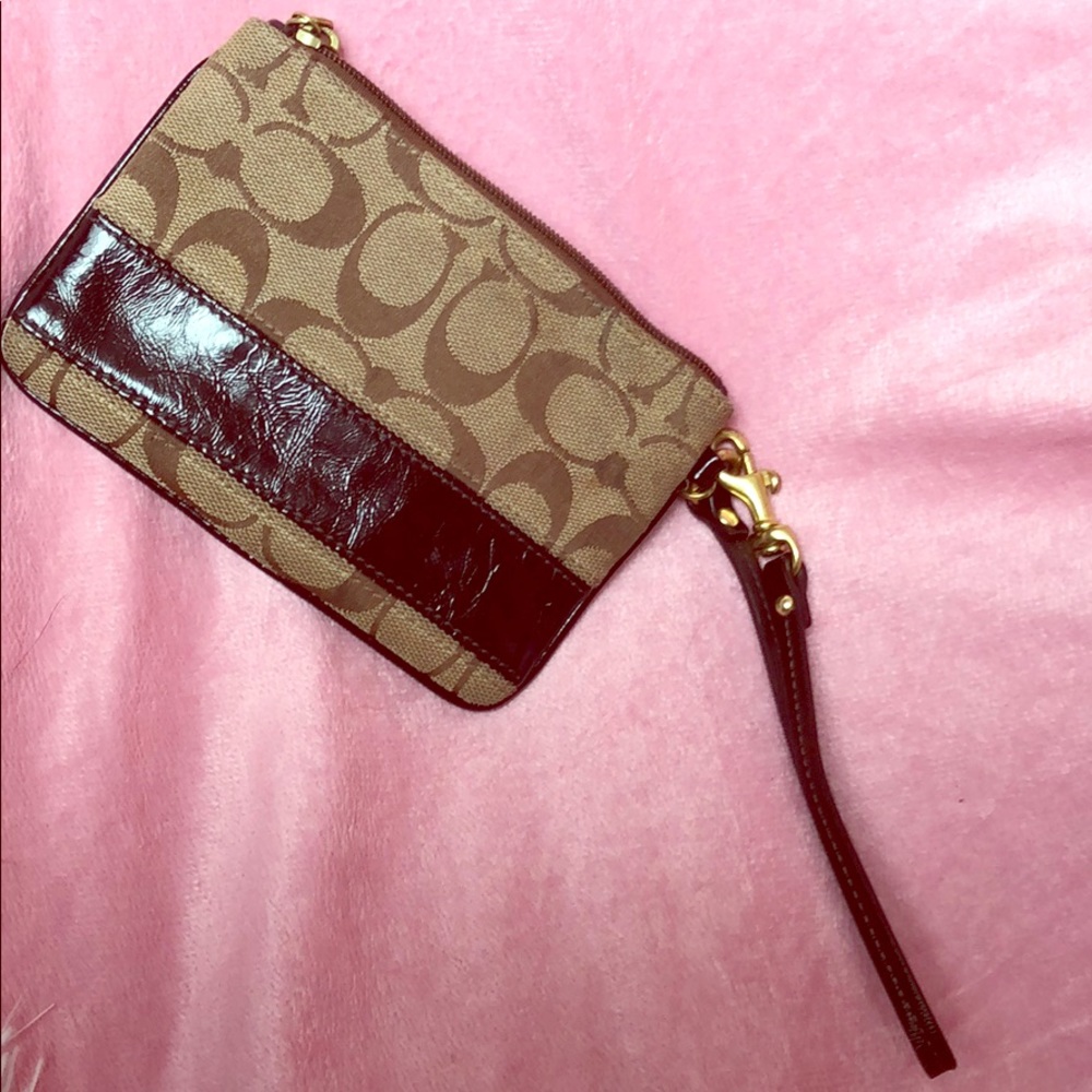Coach wristlet wallet keychain